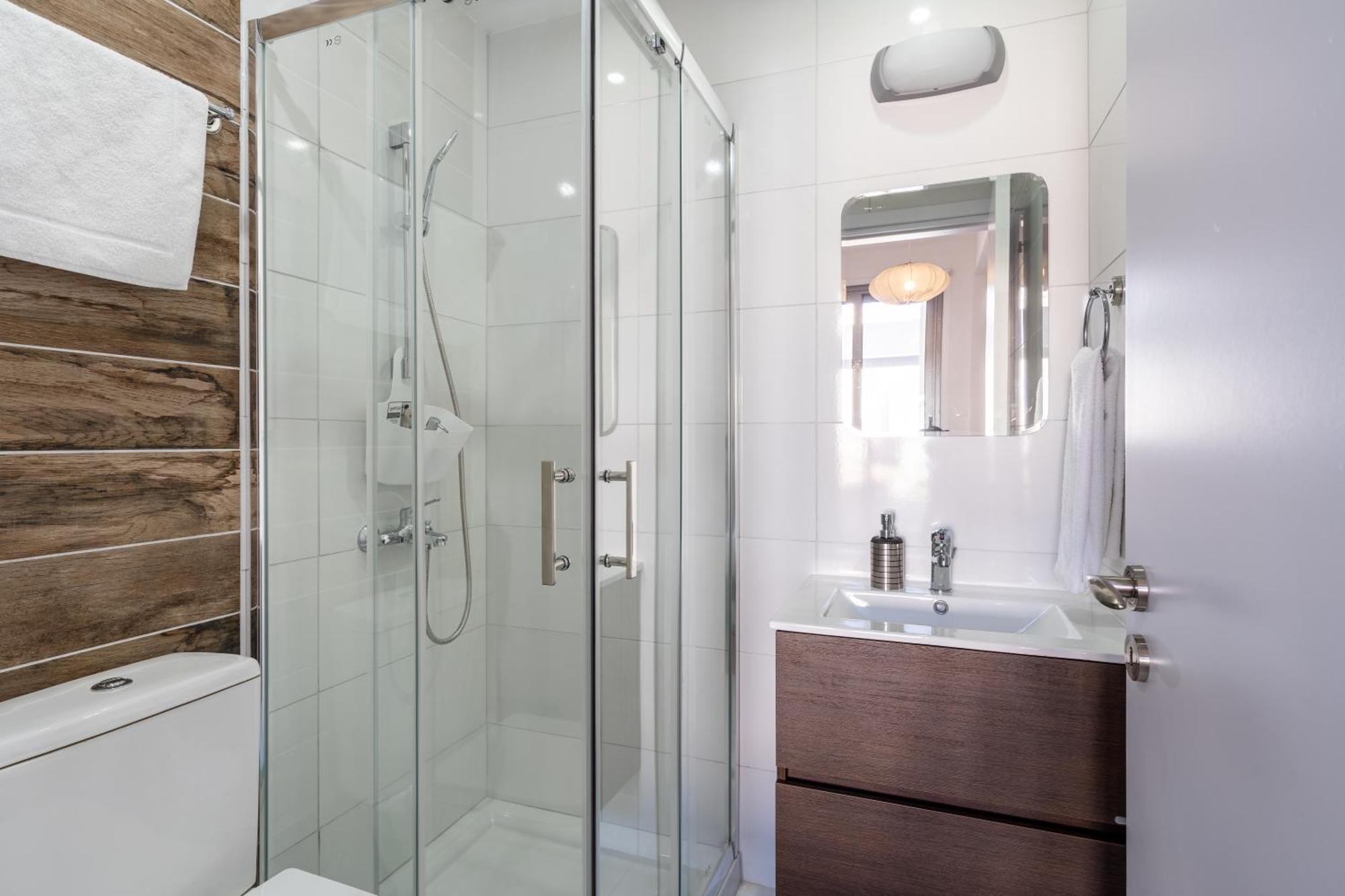Arion 1-Bedroom Apartment In Lárnaka Kültér fotó